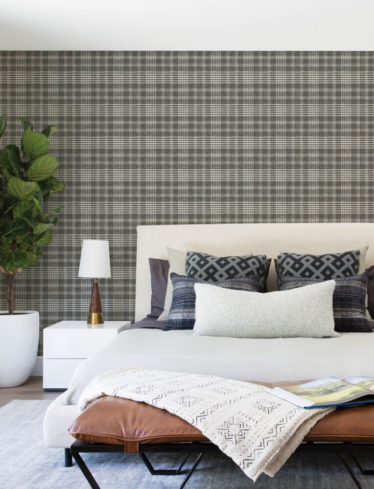 Perry Plaid Wallpaper
